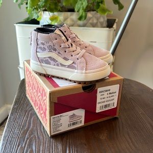 Like new Vans size 6